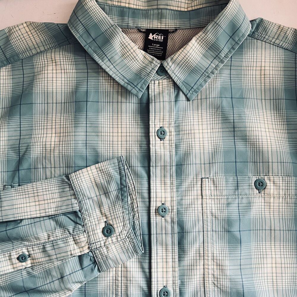 REI Mens Shirt L Long Sleeve Lightweight Hiking Plaid Vented Roll Up Tab Sleeve